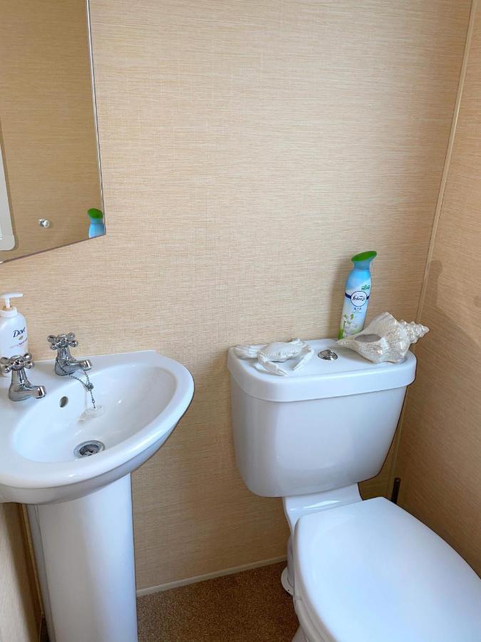 Caravan For Rent At Tattershall Holiday Park Exterior foto